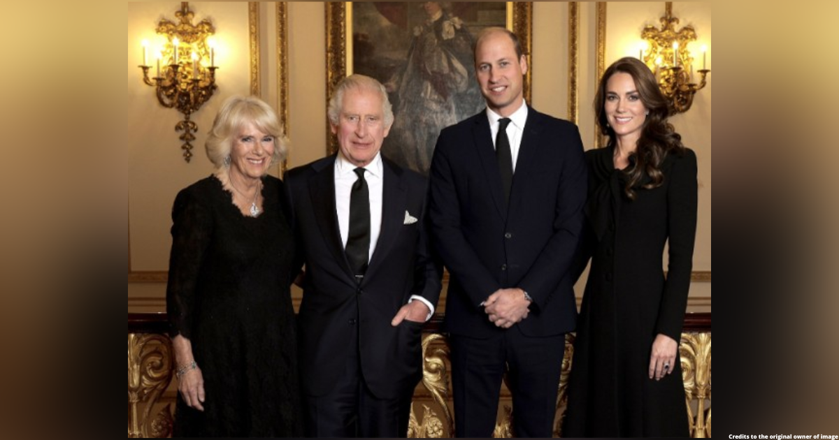 Royal family's new portrait unveiled